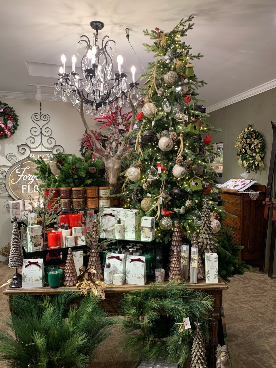 Flower and Gift Shop | Pioneer Evergreen Farms | Orwigsburg, PA